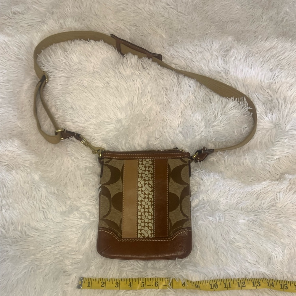 Coach swing pack